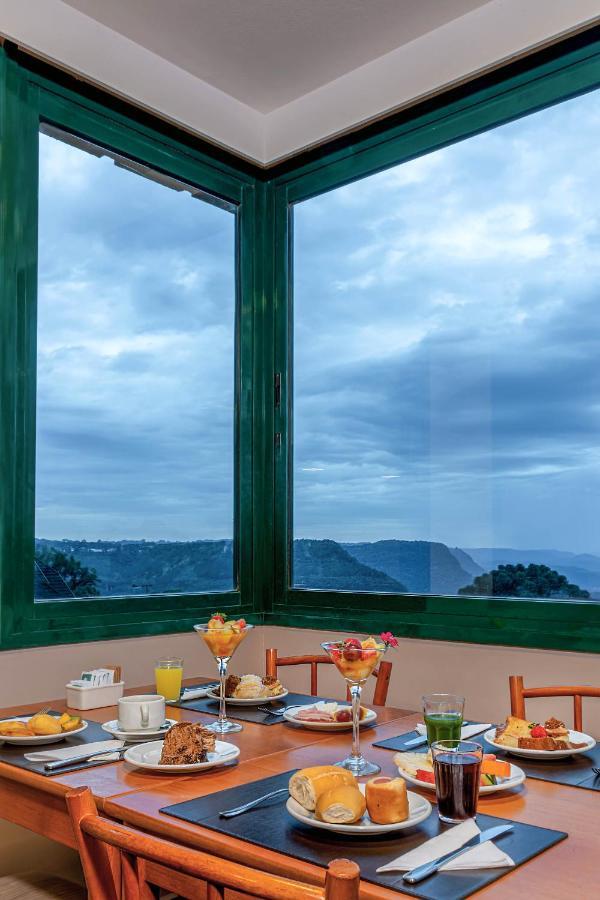 Hotel Laghetto Toscana Gramado Exterior photo