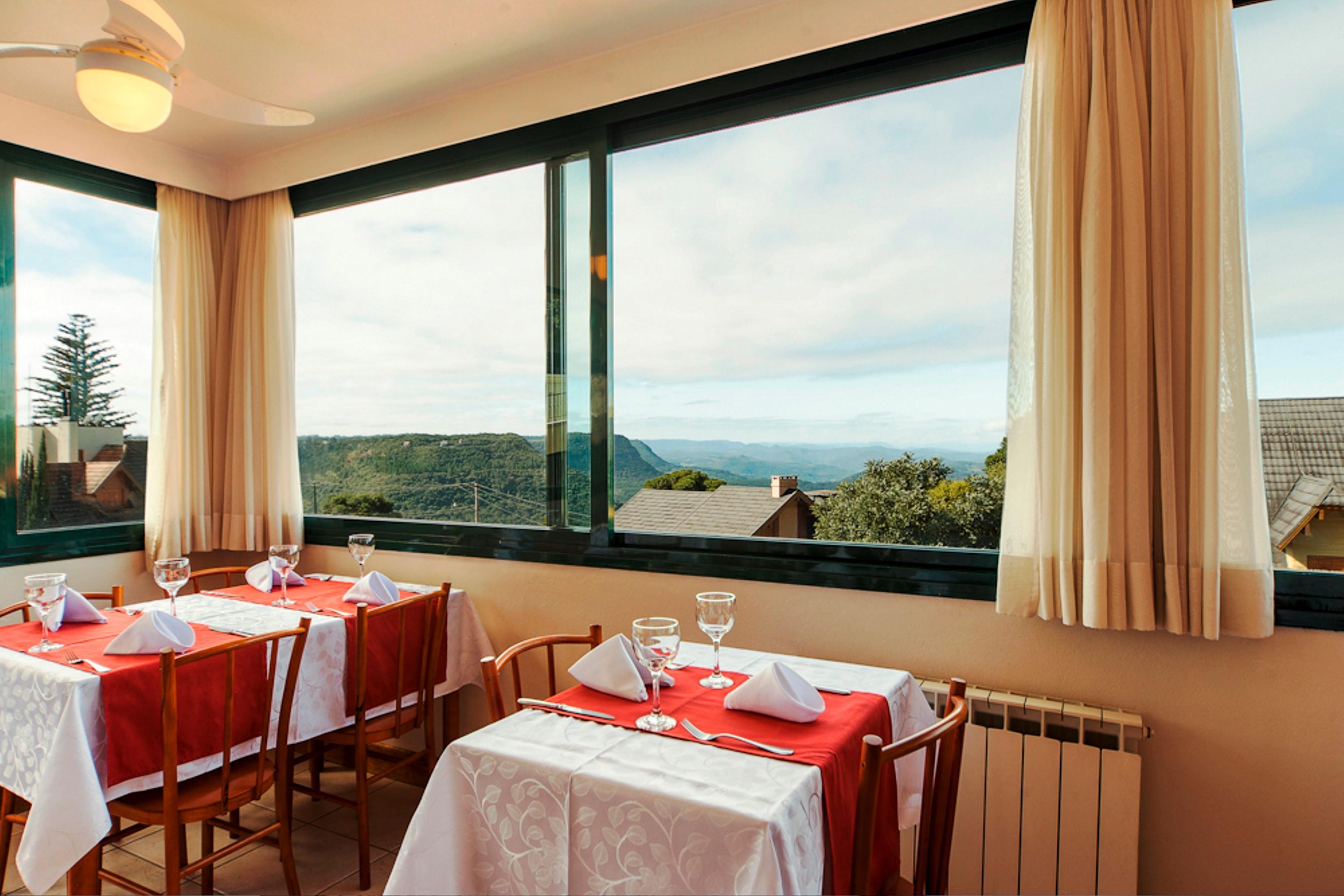 Hotel Laghetto Toscana Gramado Exterior photo